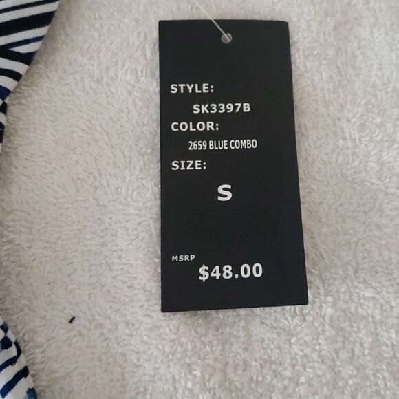 Beautiful 😍 top - Picture 5 of 5